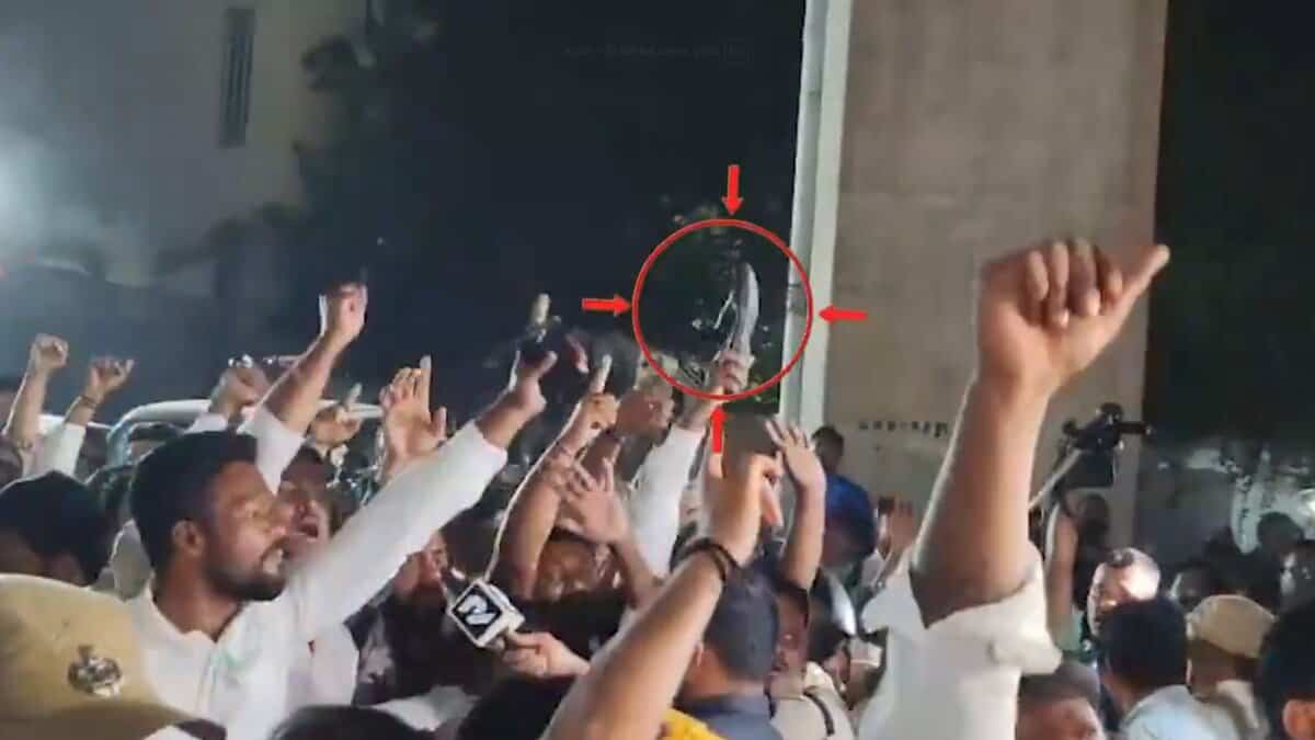 Congress supporters clash with BRS leaders in Yousufguda