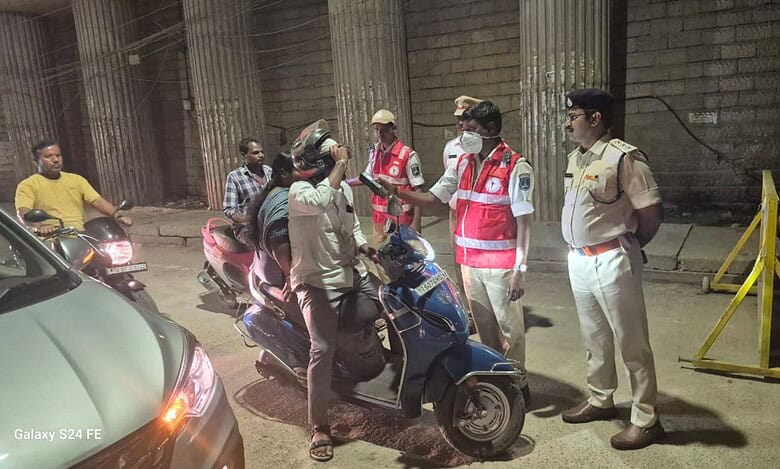 Cyberabad police books 529 cases of drunk driving over the weekend