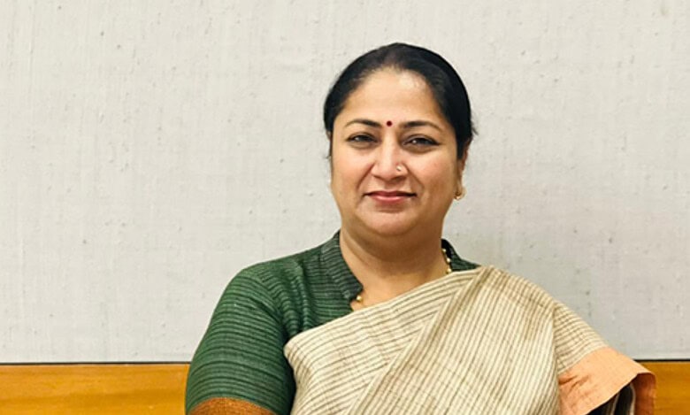 Delhi CM announces ex gratia Rs 10 lakhs for deceased's kin