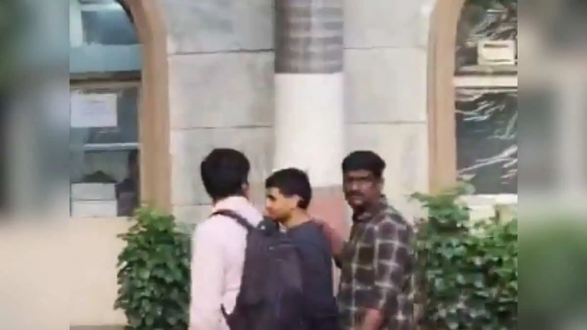 iBomma administrator Immadi Ravi arrested in Hyderabad