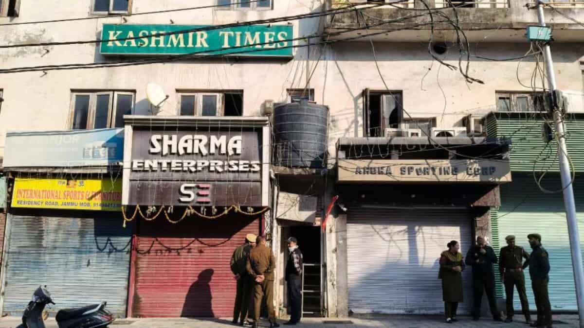 SIA raids Kashmir Times office in Jammu