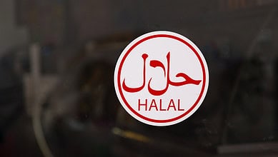 NHRC flags Indian railways for serving only halal food