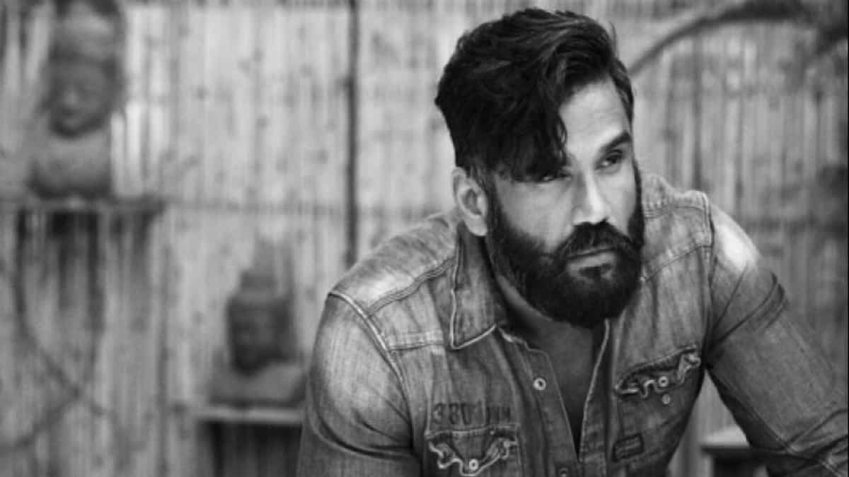 Film actor Sunil Shetty