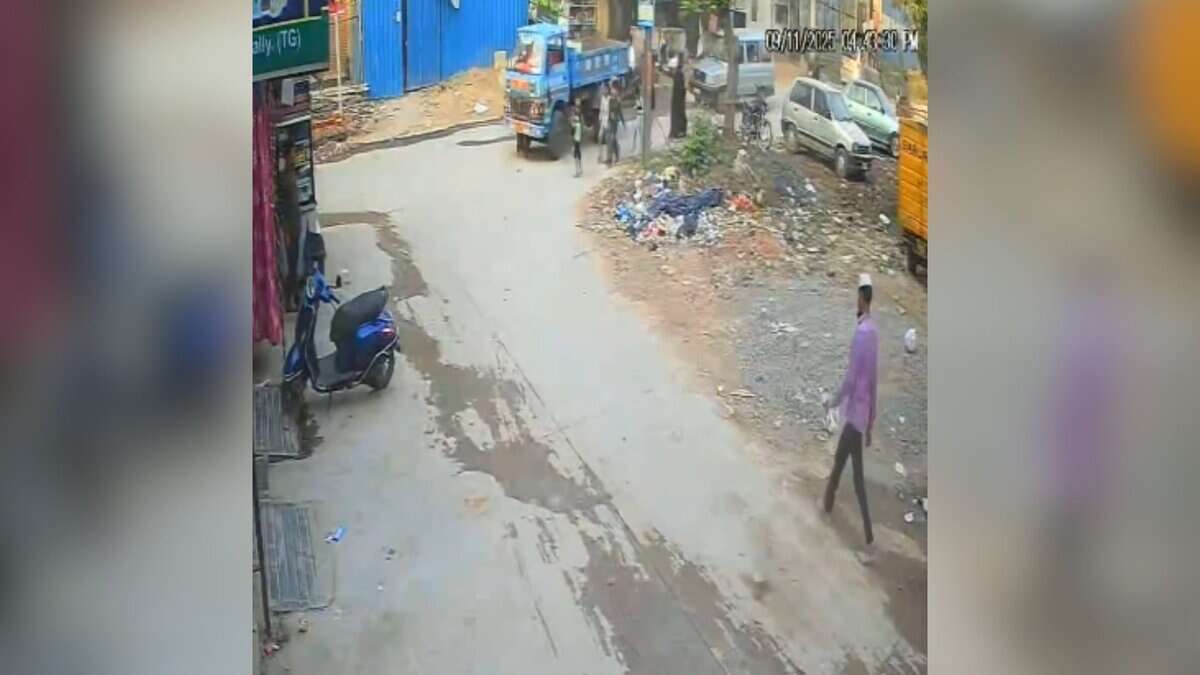 Minor boy crushed under lorry in Hyderabad