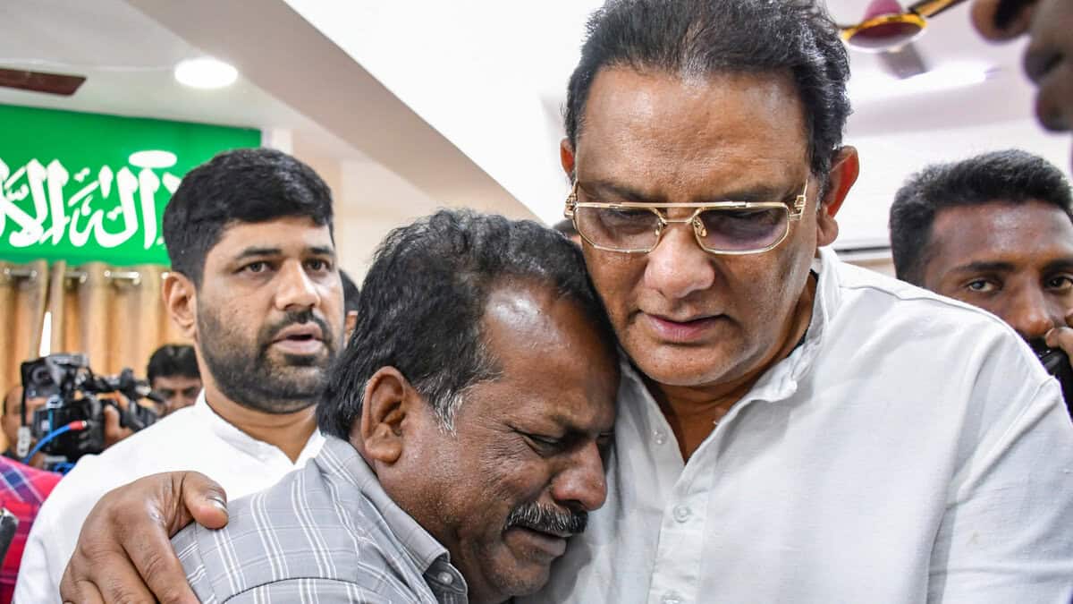 Telangana Minister Mohammad Azharuddin meets the families of victims of the Saudi Arabia bus accident