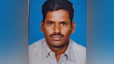 Telangana worker Gajula Srinivas, stranded in Saudi Arabia after a ‘Matloob’ case filed by his employer.