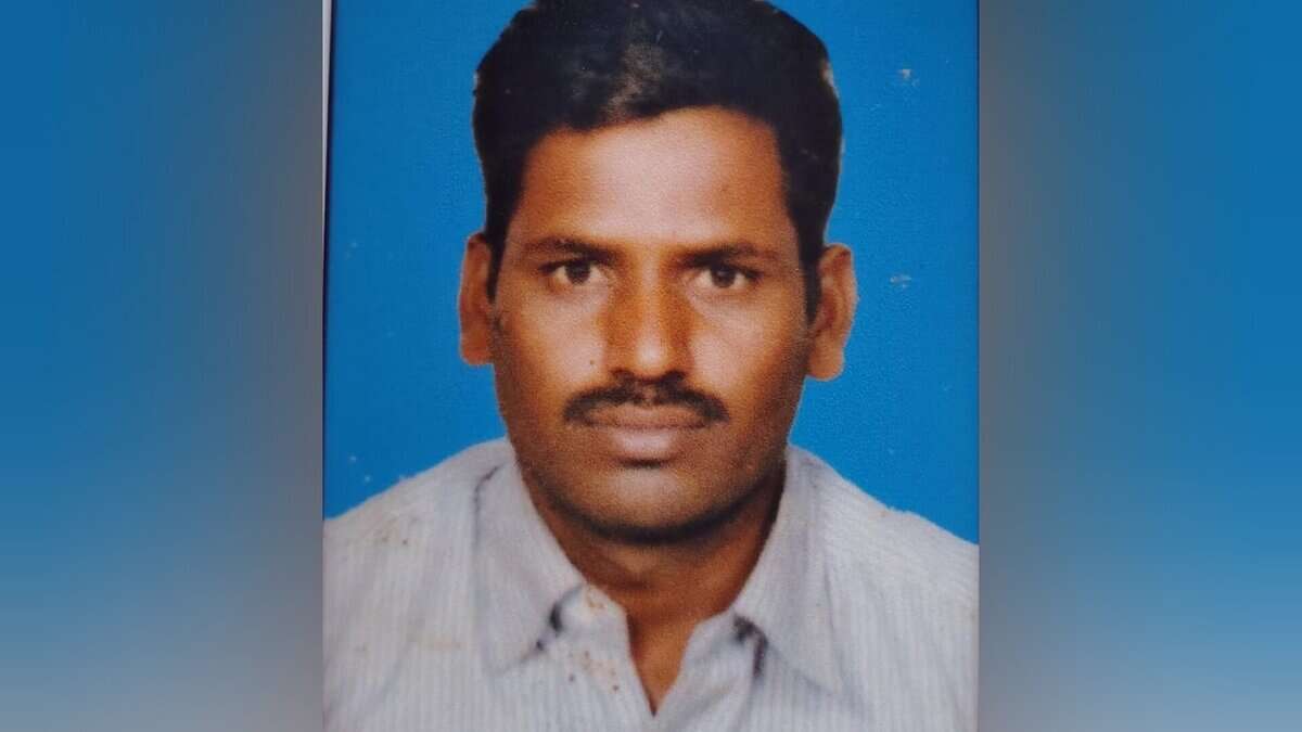 Telangana worker Gajula Srinivas, stranded in Saudi Arabia after a ‘Matloob’ case filed by his employer.
