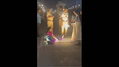 woman get's stuck at Telangana secretariat