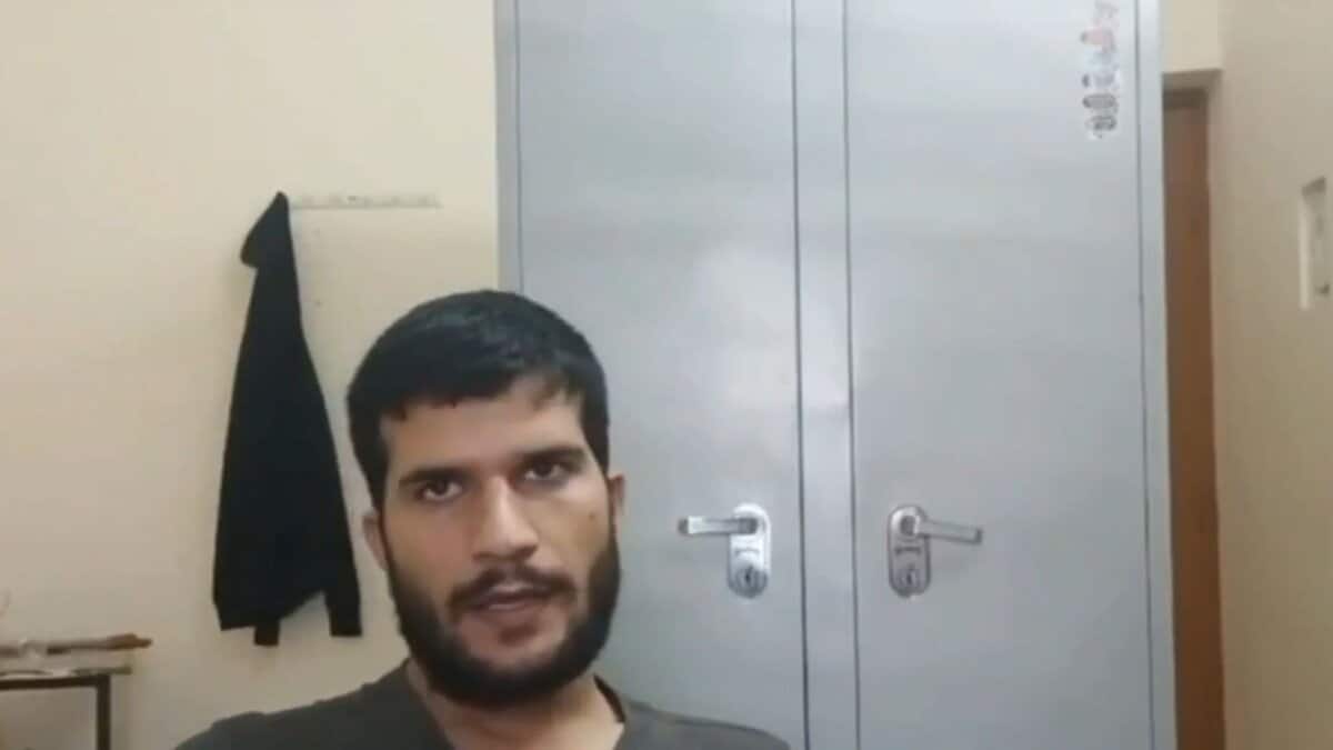 Umar Nabi seen justifying suicide bombing in undated video