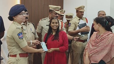 Hyderabad police hand over lost and stolen mobiles to their rightful owner