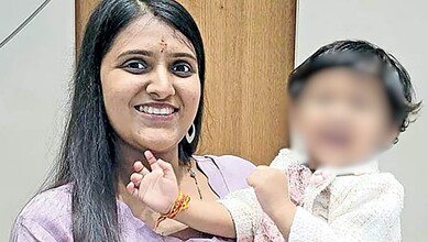 hussain Sagar suicide