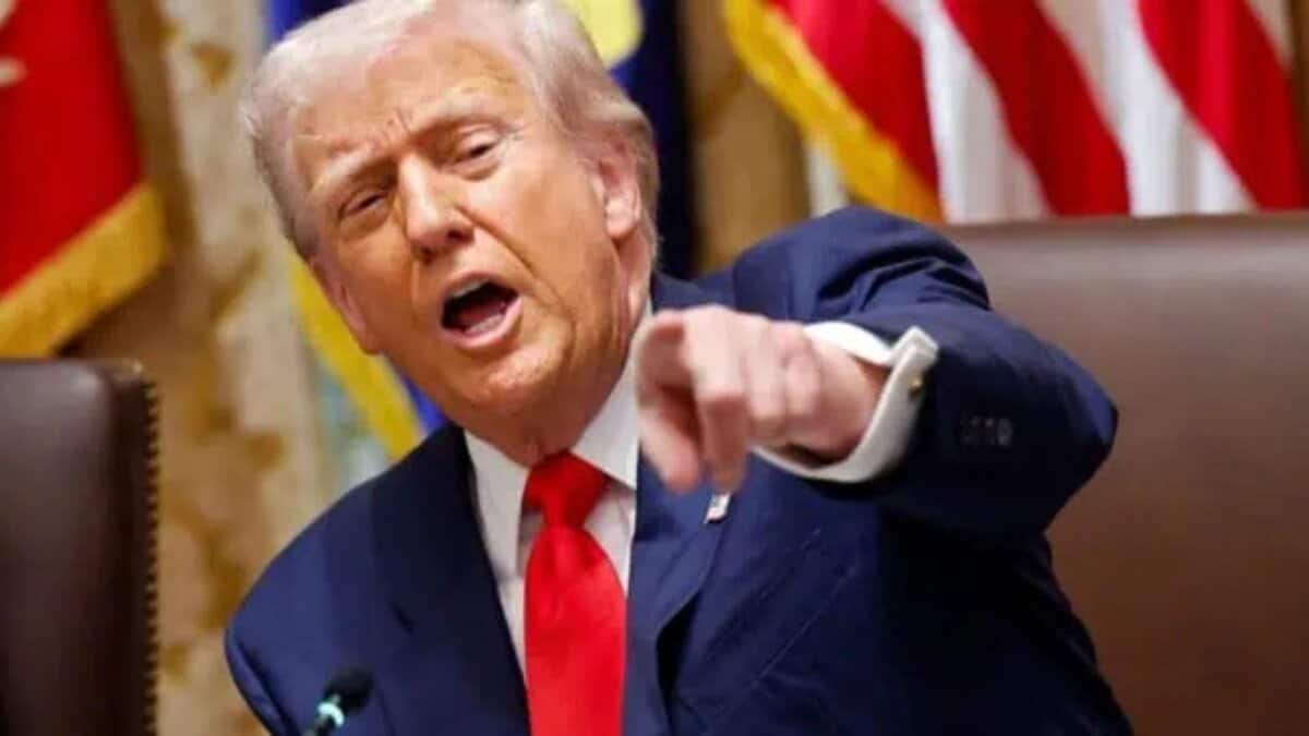 US President Donald Trump addresses a meeting