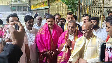 Mukesh Ambani at Tirumala temple