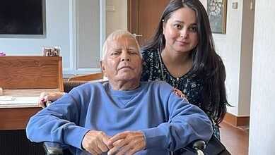 Lalu Yadav with his daughter Rohini Acharya