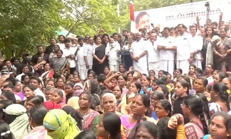 AIADMK protest against SIR