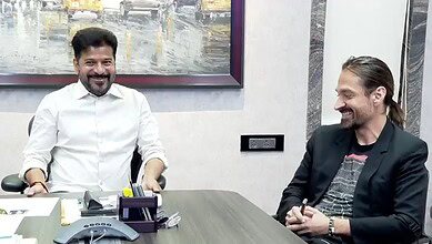 CEO of Analog AI, Alex Kipman with Telangana Chief Minister Revanth Reddy in Hyderabad