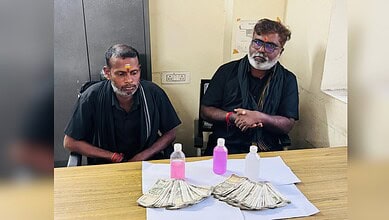 Telangana ACB nabs two officials from the Tahsildar's office in Secunderabad