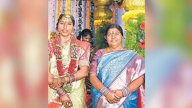 Nimishakavi Indira (left) at the wedding