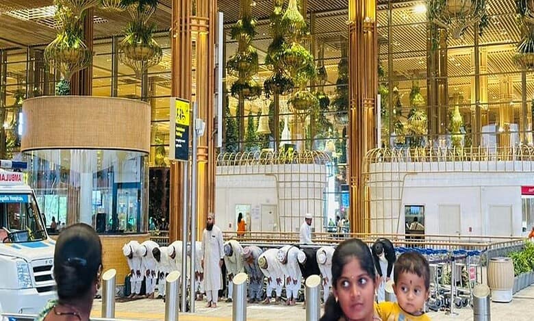 Karnataka airport namaz