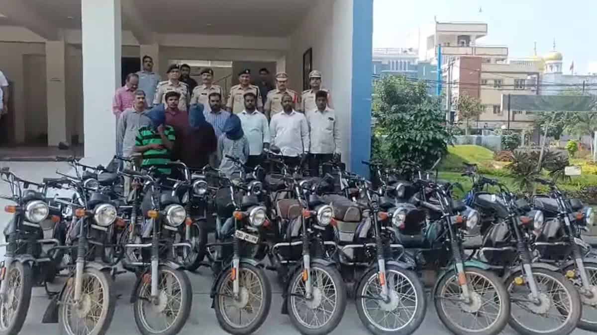 Police arrest three, and seize 19 stolen bikes