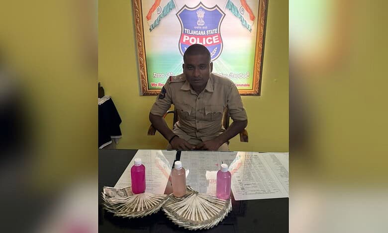 Sub-Inspector Rajesh caught by Telangana ACB