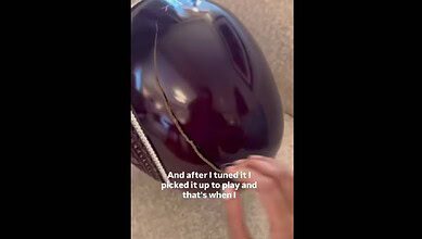 Musician Anoushka Shankar shows damaged sitar