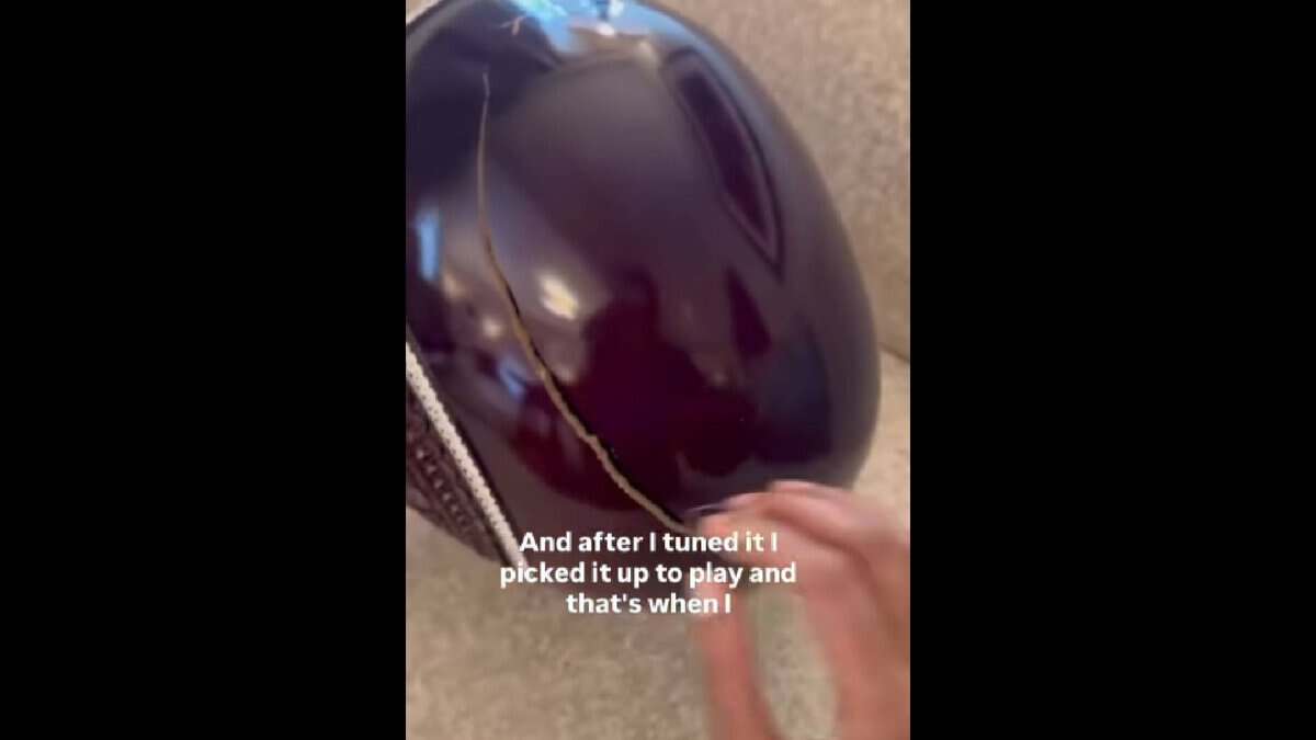 Musician Anoushka Shankar shows damaged sitar