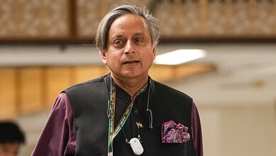 Shashi Tharoor congratulates BJP on Keral local poll