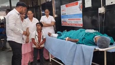 Dr Ganesh Baraiya, born with dwarfism now serves as a medical officer