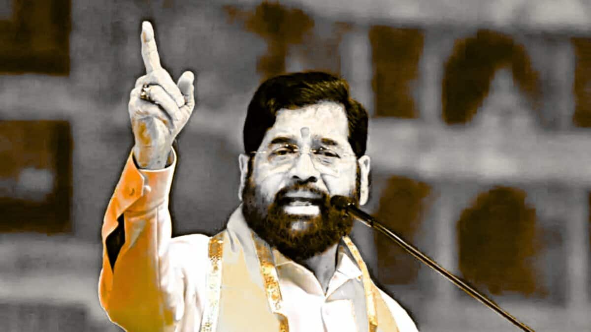 Political family nepotism in Maharashtra municipal elections showing multiple family members contesting