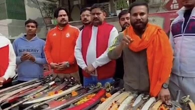 Hindu Raksha Dal distributed swords in Ghaziabd, threaten Muslims, case registered, 10 apprehended