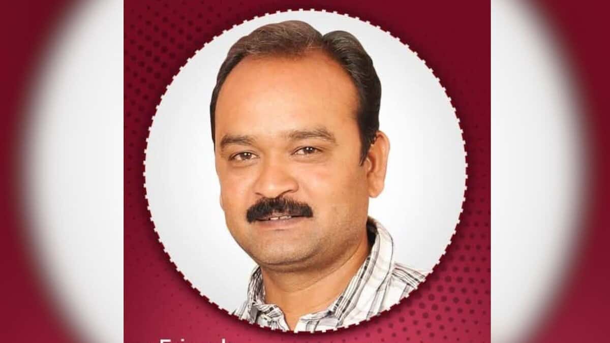 Cameraman Damodar died after suffering a heart attack while covering a KTR event in Jeedimetla industrial estate in Malkajgiri Medchal district.