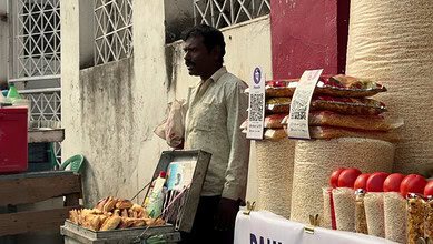Muslim Vendor attacked by Hindutva mob Kolkata