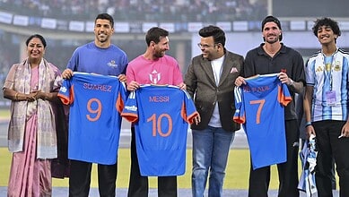 From left, Delhi Chief Minister Rekha Gupta, Uruguayan footballer Luis Suarez, Argentine footballer Lionel Messi, ICC Chairman Jay Shah and Argentine footballer Rodrigo De Paul during an event as part of the 'GOAT India Tour 2025', at Arun Jaitley Stadium in New Delhi (PTI)