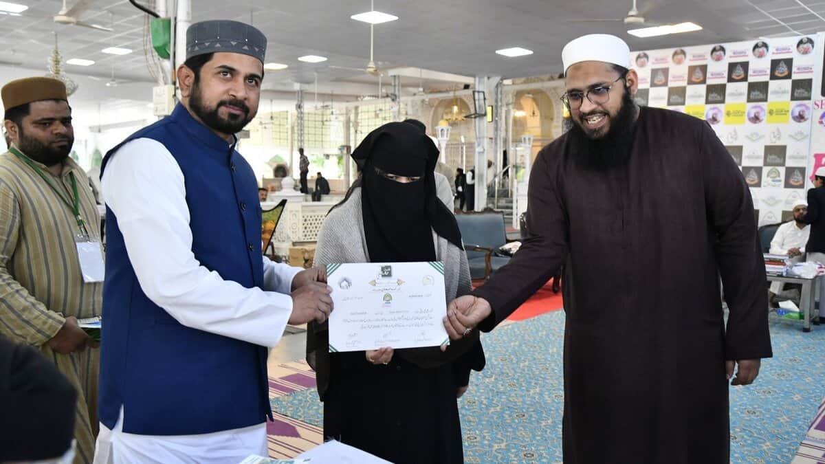 Munawar Zama launches 100 GEMS initiative at Seerat-un-Nabi competition
