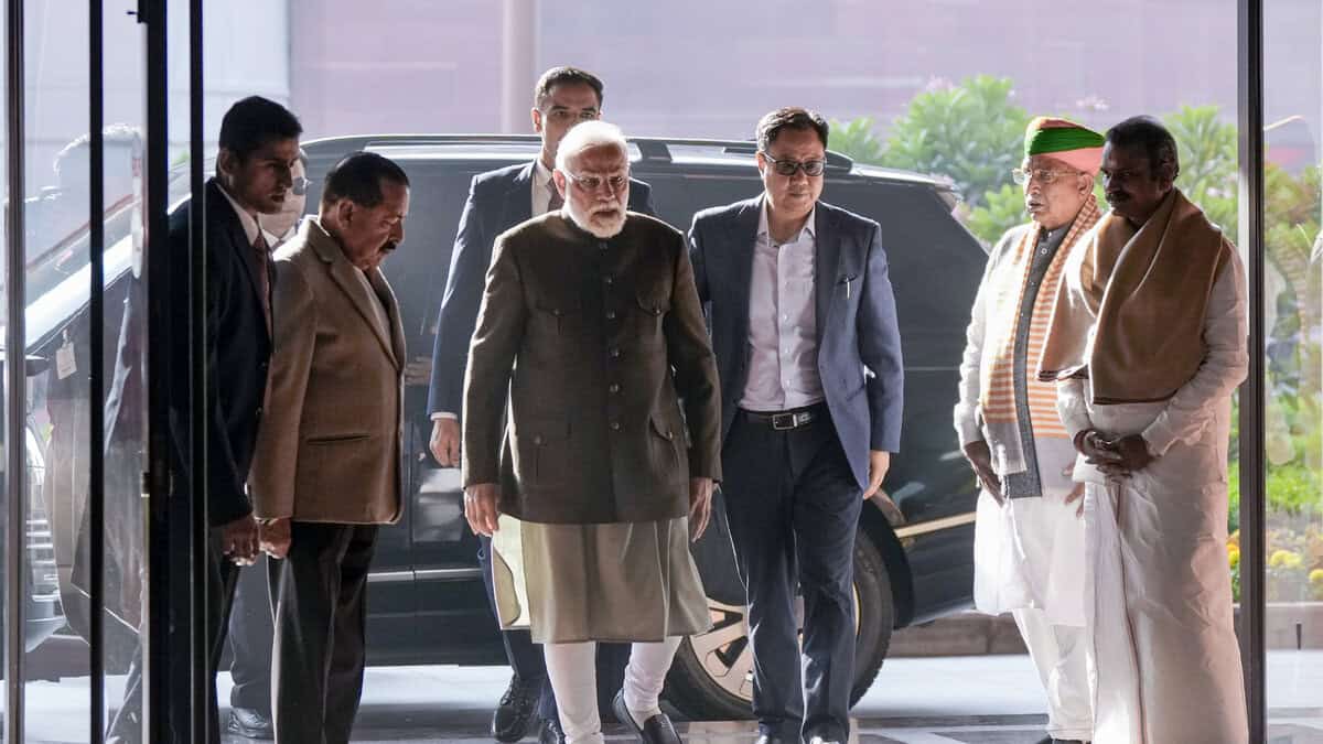 PM Modi at NDA parliamentary meeting