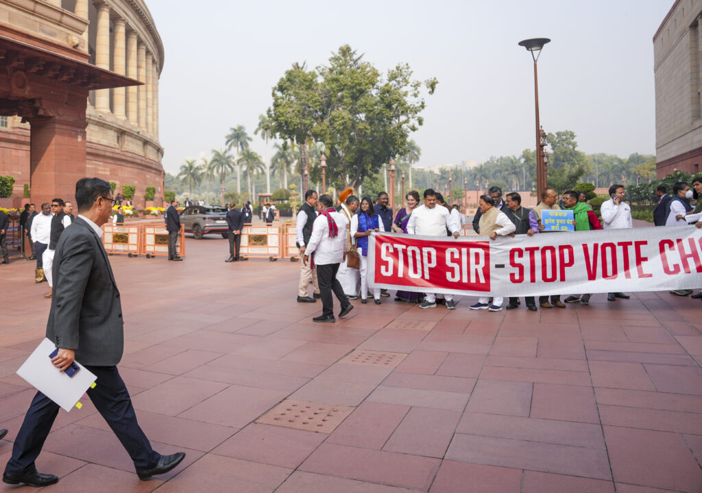 Protest against SIR at Parliament