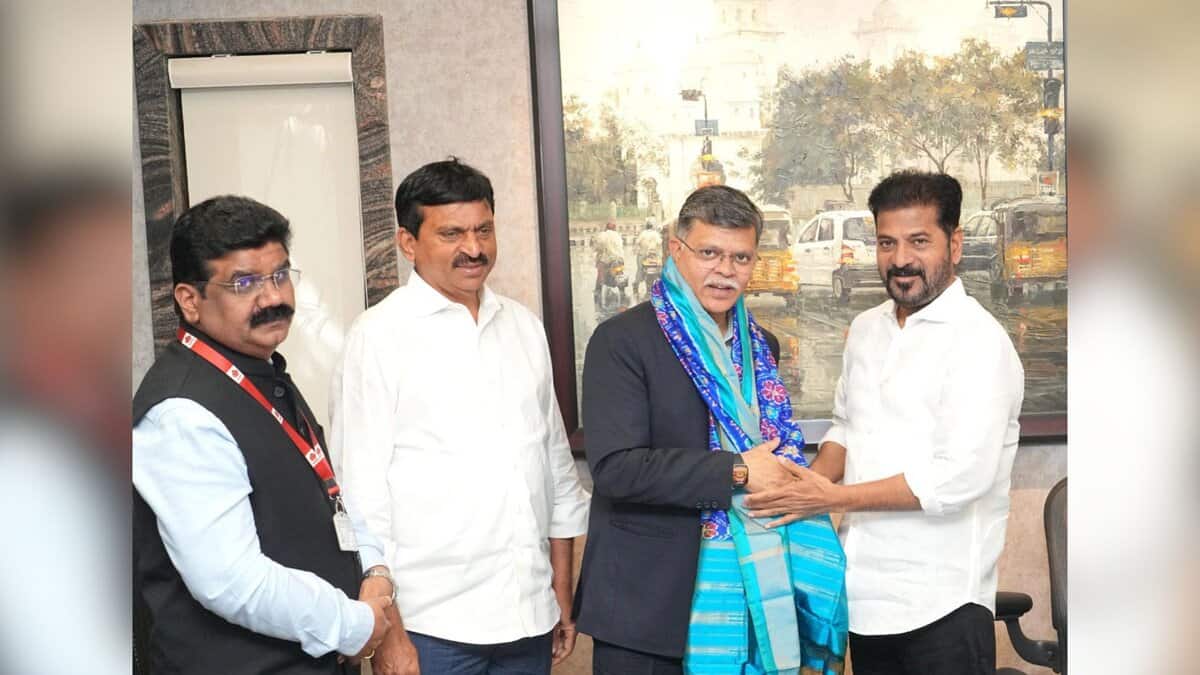 Telangana CM Revanth Reddy with HUDCO chairman in Hyderabad