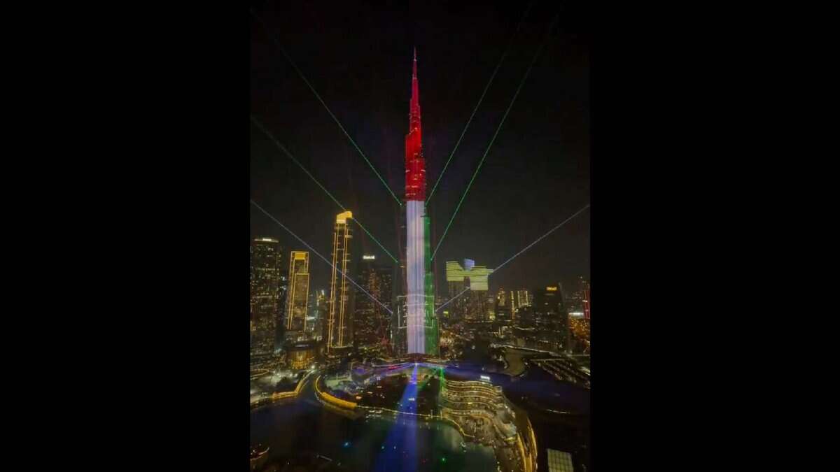 Burj Khalifa lights up for UAE National Day