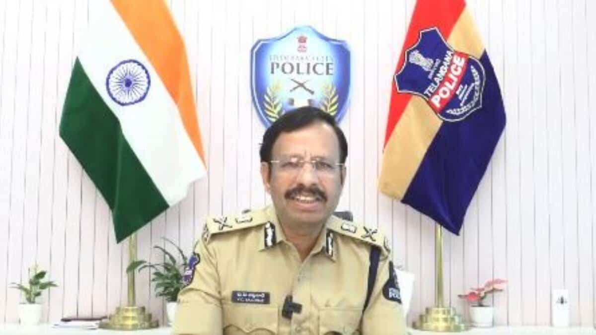 Hyderabad police commissioner VC Sajjanar addresses the public