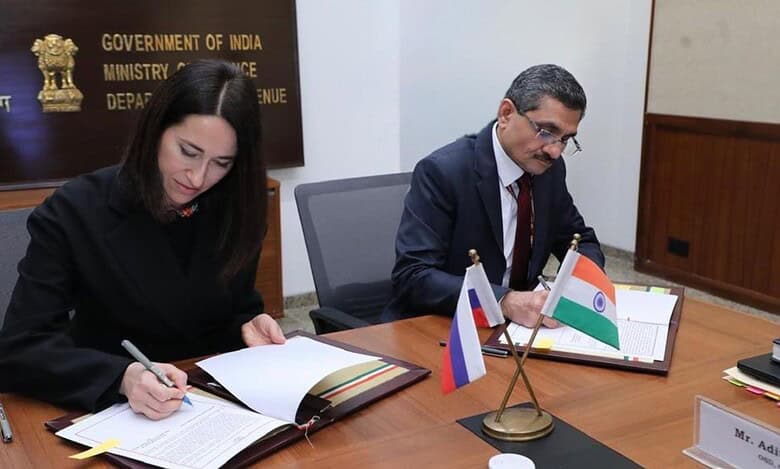Vivek Chaturvedi, Special Secretary, GoI & Chairman and Tatiana Merkushova, Deputy Head of FCS of Russian Federation