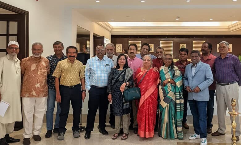 Seventeen former journalists from Citizen's Evening reunited in Hyderabad after four decades