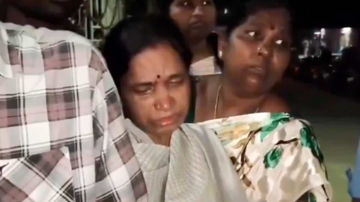 Family members of the RTC driver protest over his death
