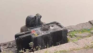 An shivalingam was vandalised at Draksharamam Bhimeswara Swamy Temple in Andhra