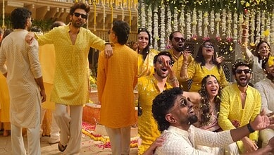 Kartik Aaryan's new post glimpses