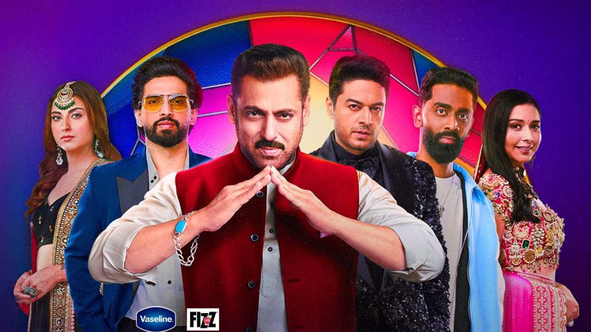 Bigg Boss 19 finalists and host Salman Khan