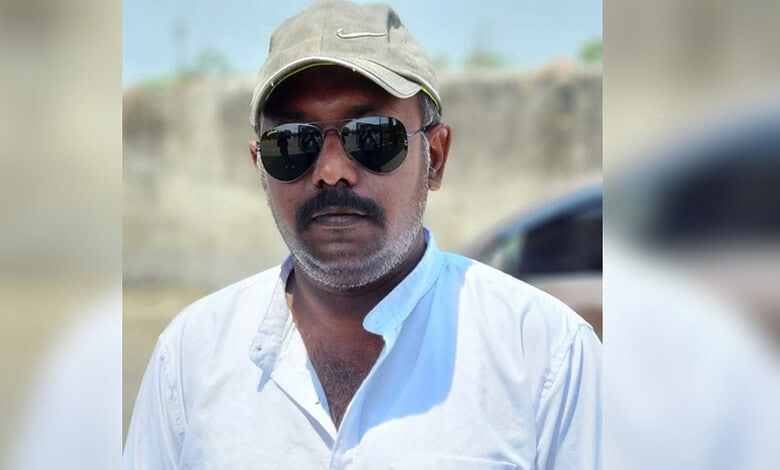 A TMC district youth leader in Uttar Dinajpur was allegedly murdered on New Year's Eve
