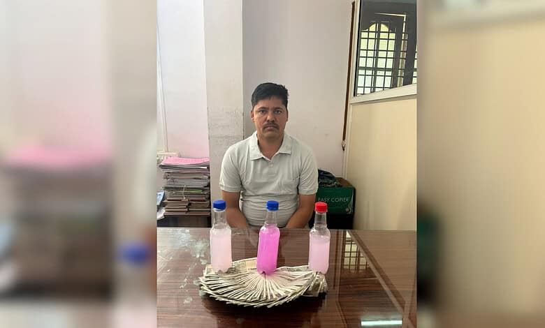 Telangana ACB nabs SI for collecting bribe of Rs 20,000