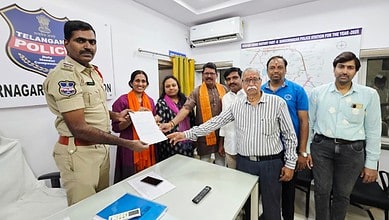 GHMC Corporator files complaint against Akbaruddin Owaisi