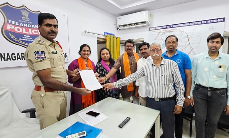 GHMC Corporator files complaint against Akbaruddin Owaisi